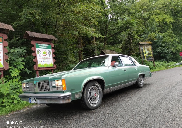 Oldsmobile Regency cena 35000 przebieg: 100000, rok produkcji 1978 z Jędrzejów małe 137